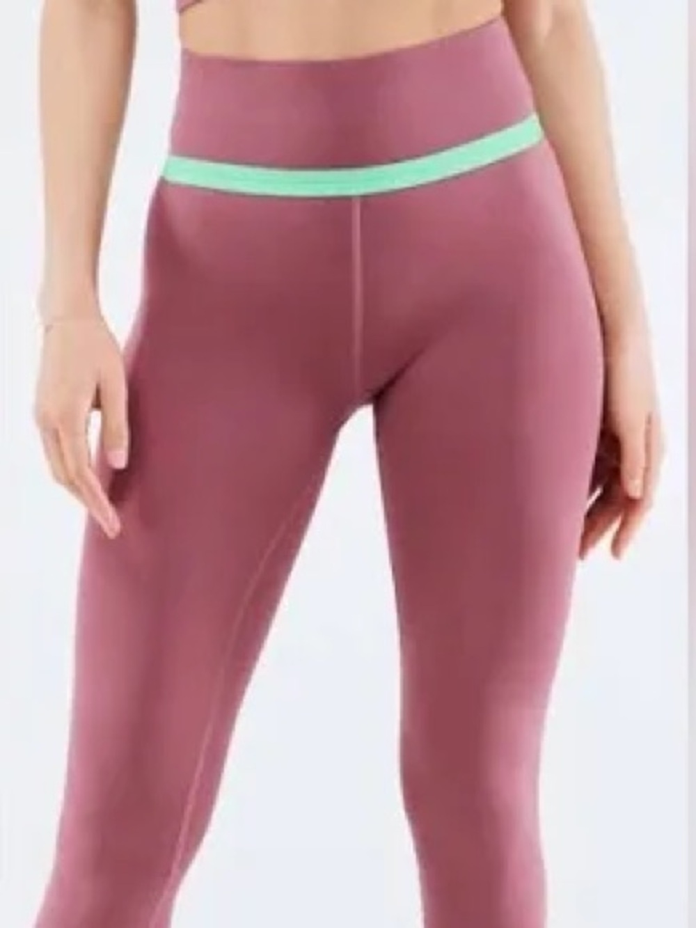 NWT Fabletics SculptKnit High Waisted Cut Out Back Seamless Leggings Size Medium